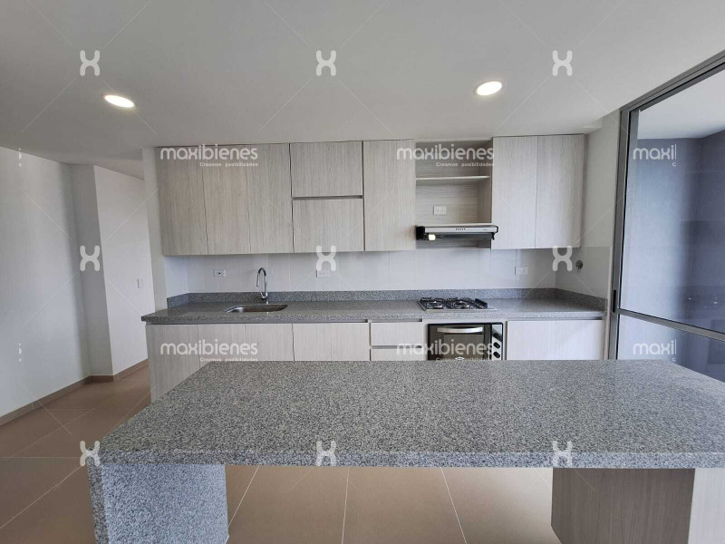 Apartamento en venta en Pilsen, Itagüí · foto 3 de 19