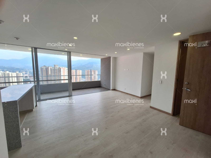Apartamento en venta en Pilsen, Itagüí · foto 4 de 19