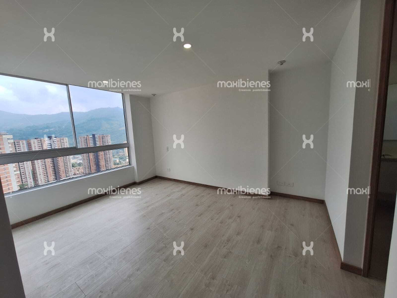 Apartamento en venta en Pilsen, Itagüí · foto 6 de 19