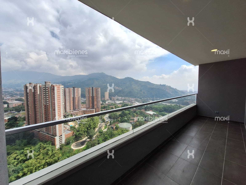 Apartamento en venta en Pilsen, Itagüí · foto 7 de 19