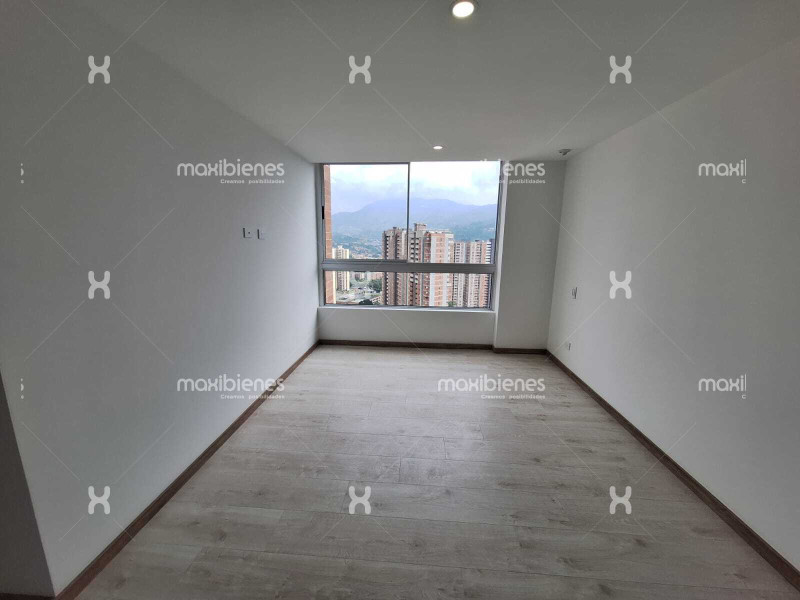 Apartamento en venta en Pilsen, Itagüí · foto 9 de 19