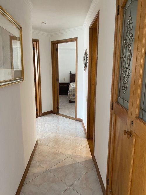 Apartamento de 3 alcobas en arriendo en El Castillo, Medellín, 121 m² · foto 12 de 24