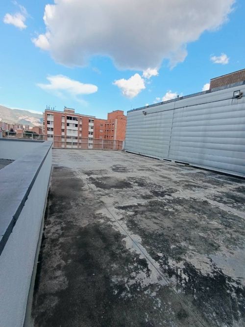 Local en arriendo en Calasanz, Medellín, 105 m² · foto 3 de 8