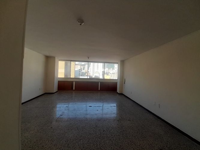 Oficina en arriendo en Centro, Bucaramanga, 40 m² · foto 7 de 9