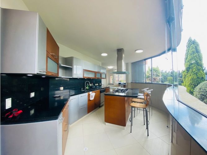 Casa de 4 alcobas en venta en Aposentos, Sopó, 400 m² · foto 6 de 23
