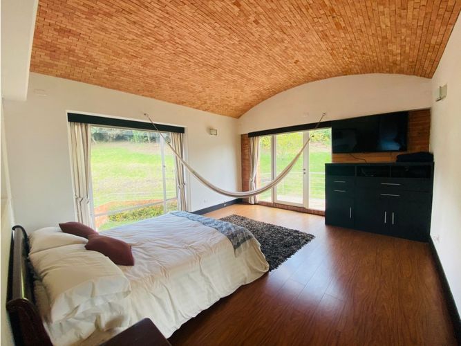 Casa de 4 alcobas en venta en Aposentos, Sopó, 400 m² · foto 10 de 23