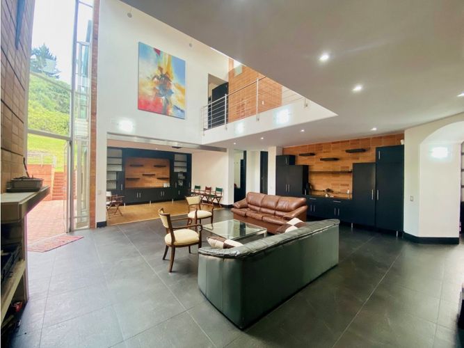 Casa de 4 alcobas en venta en Aposentos, Sopó, 400 m² · foto 14 de 23