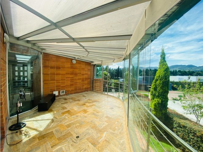 Casa de 4 alcobas en venta en Aposentos, Sopó, 400 m² · foto 22 de 23