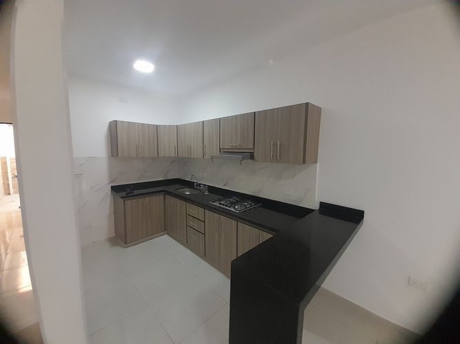 Casa de 6 alcobas en venta en El Poblado, Girón, 334 m² · foto 4 de 19