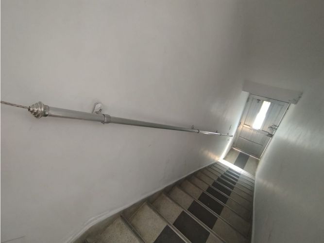 Casa de 8 alcobas en venta en San Fernando, Medellín, 282 m² · foto 11 de 24