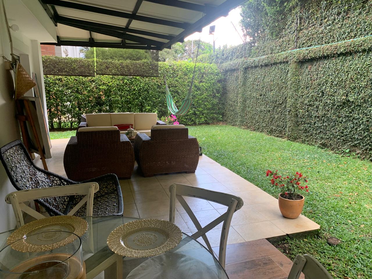 Casa de 4 habitaciones en arriendo en Pance, Cali — imagen 1 de 18