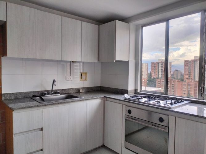 Apartamento de 2 alcobas en arriendo en Santa María De Los Ángeles, Medellín, 65 m² · foto 5 de 14