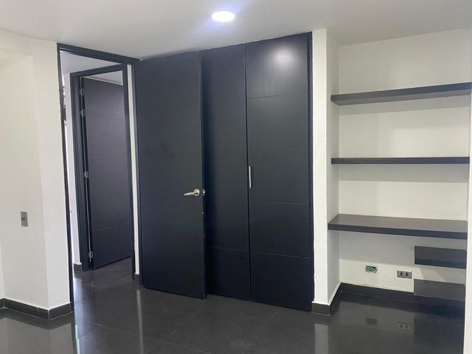 Apartamento de 3 alcobas en venta en El Poblado, Medellín, 113 m² · foto 11 de 16