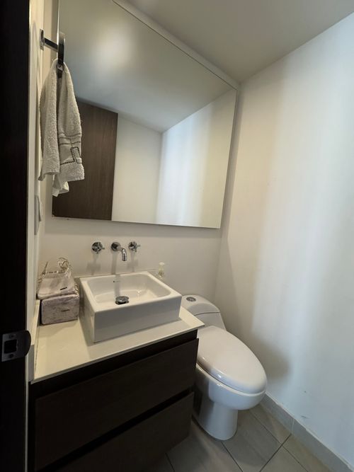 Apartaestudio en venta en Antiguo Country, Bogotá, 53 m² · foto 3 de 12