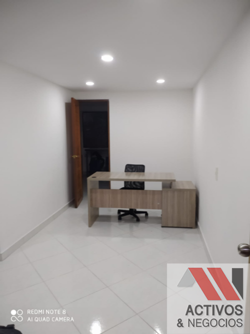 Oficina en venta en Villa Nueva, Medellín, 35 m² · foto 2 de 6