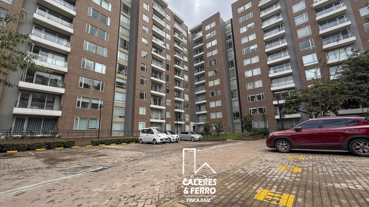 Apartamento en venta en Fontibon, Bogotá · foto 3 de 18