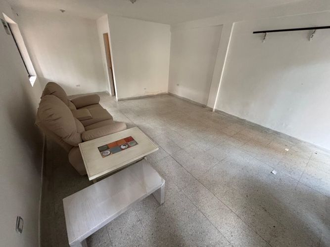 Local en arriendo en La Magnolia, Envigado, 20 m² · foto 2 de 3