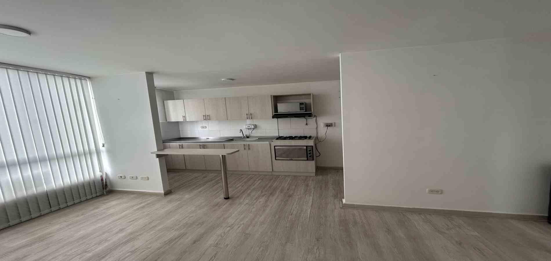 Apartamento en venta en Villa Verde, Pereira · foto 2 de 14