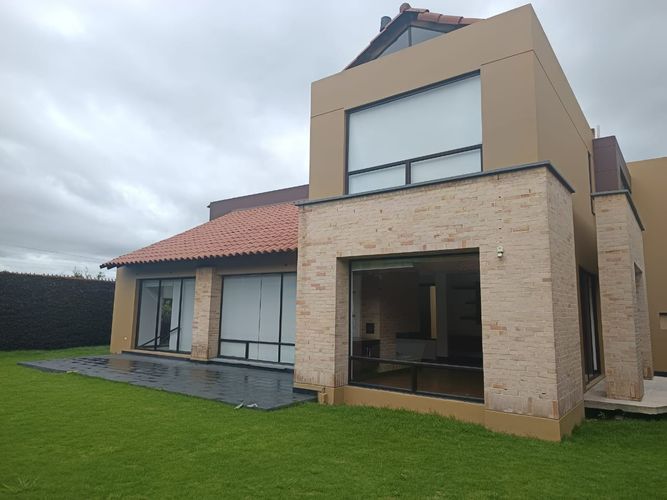 Casa de 5 alcobas en venta en Fonquetá, Chía, 450 m² · foto 6 de 24