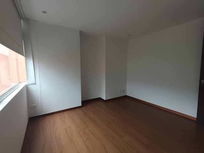 Apartamento de 2 alcobas en arriendo en Loma Del Esmeraldal, Envigado, 74 m² · foto 7 de 20