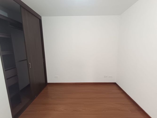 Apartamento de 2 alcobas en arriendo en Loma Del Esmeraldal, Envigado, 74 m² · foto 10 de 20
