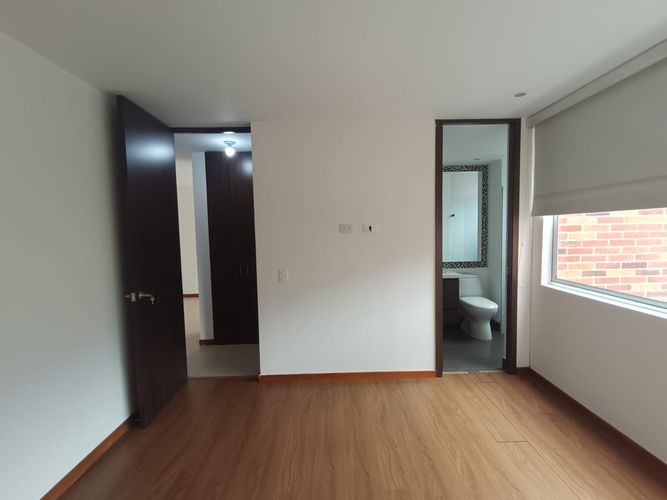 Apartamento de 2 alcobas en arriendo en Loma Del Esmeraldal, Envigado, 74 m² · foto 11 de 20