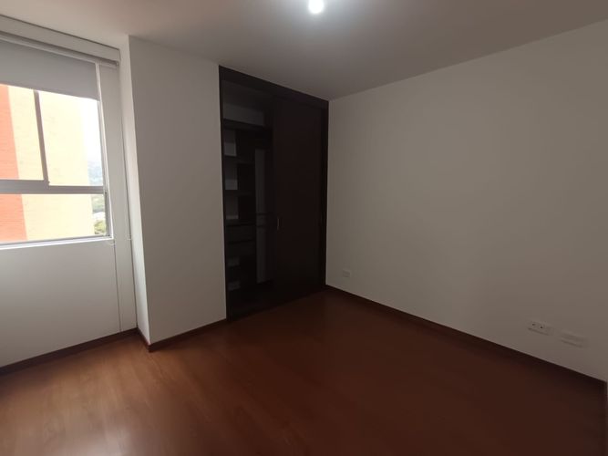 Apartamento de 2 alcobas en arriendo en Loma Del Esmeraldal, Envigado, 74 m² · foto 13 de 20