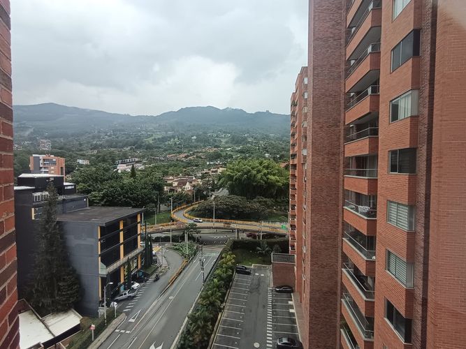Apartamento de 2 alcobas en arriendo en Loma Del Esmeraldal, Envigado, 74 m² · foto 18 de 20