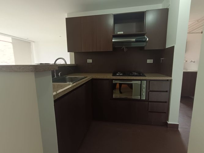 Apartamento de 2 alcobas en arriendo en Loma Del Esmeraldal, Envigado, 74 m² · foto 19 de 20