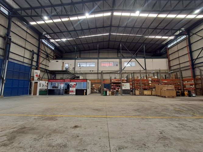 Bodega en arriendo en Cr. Tacuara, Dosquebradas, 1200 m² · foto 4 de 8