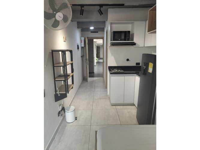 Apartaestudio en venta en Boston, Medellín, 18 m² · foto 9 de 11