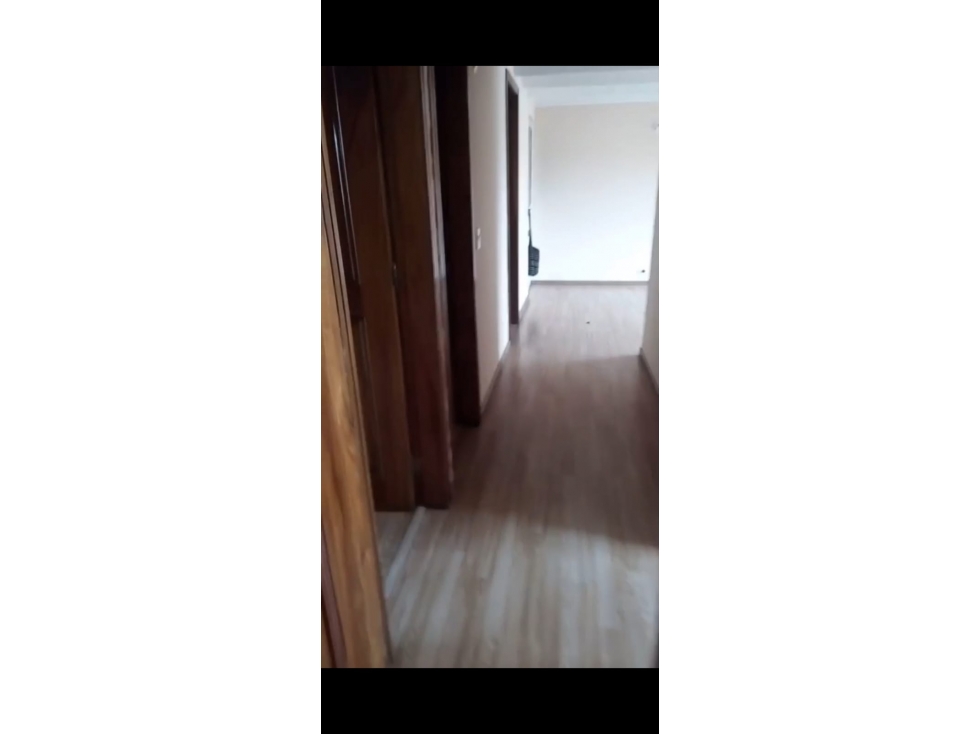 Apartamento en venta en Puente Aranda, Bogotá · foto 3 de 8