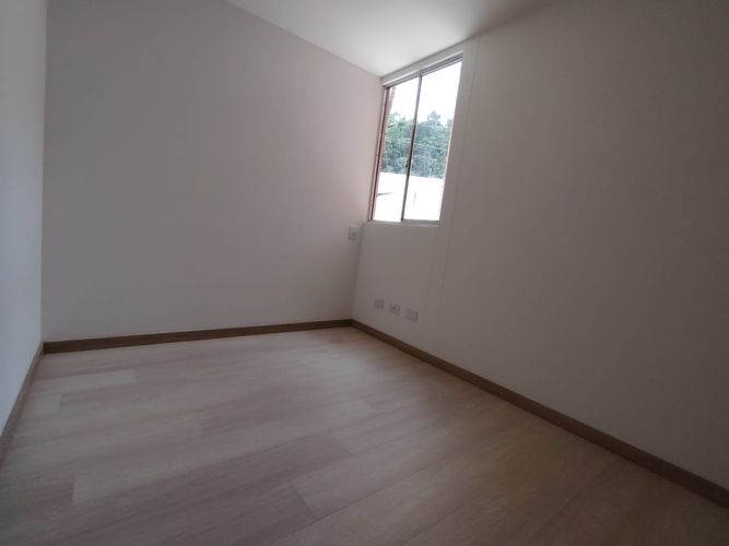 Apartamento de 3 alcobas en arriendo en Camino Verde, Envigado, 91 m² · foto 5 de 16