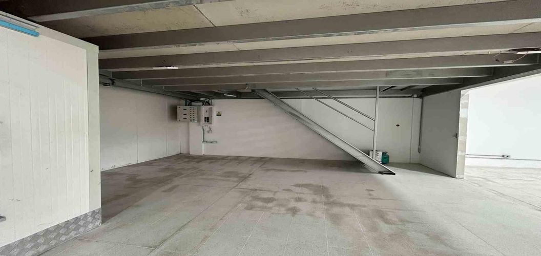 Edificio en venta en Bloques De San Joaquin, Pereira, 1690 m² · foto 11 de 19