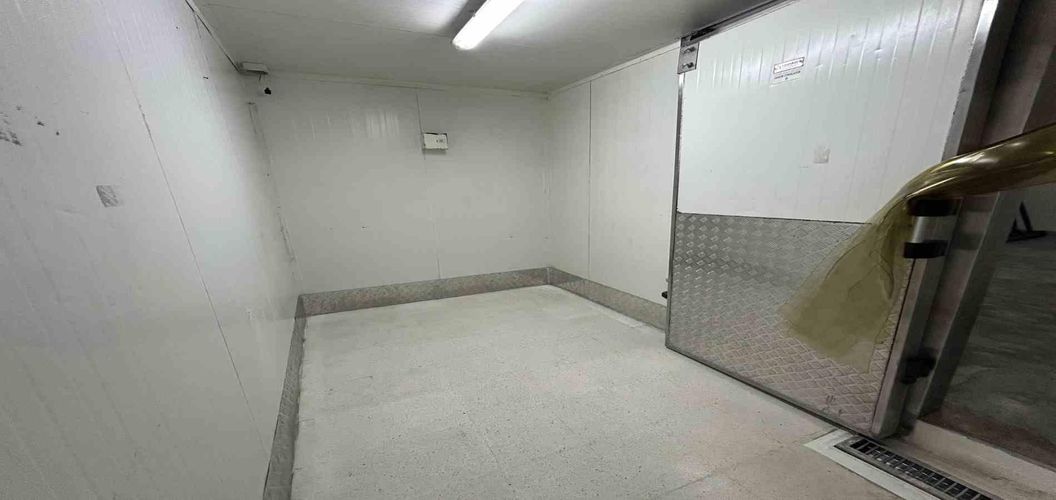 Edificio en venta en Bloques De San Joaquin, Pereira, 1690 m² · foto 13 de 19