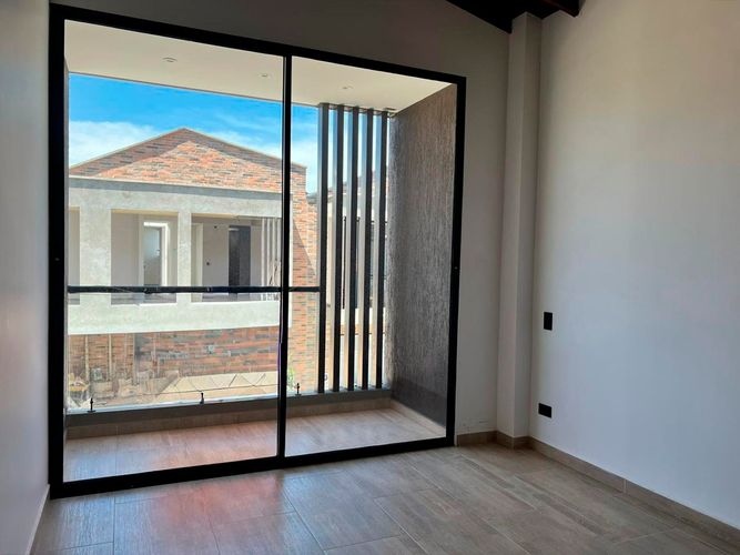 Casa de 3 alcobas en venta en La Ceja, 140 m² · foto 3 de 9