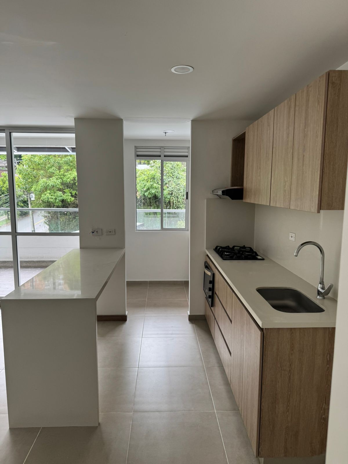 Apartamento en venta en Loma Del Barro, Envigado · foto 3 de 24