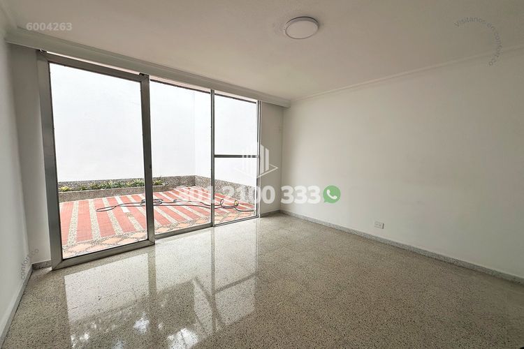 Casa de 4 alcobas en venta en Santa Mónica, Medellín, 300 m² · foto 10 de 24