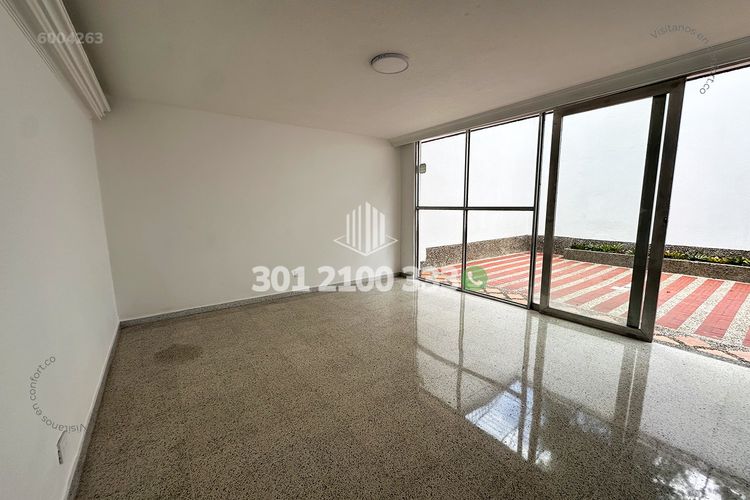Casa de 4 alcobas en venta en Santa Mónica, Medellín, 300 m² · foto 13 de 24
