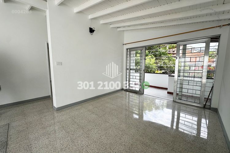 Casa de 4 alcobas en venta en Santa Mónica, Medellín, 300 m² · foto 17 de 24