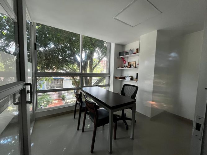Oficina en arriendo en Laureles, Medellín, 30 m² · foto 4 de 11