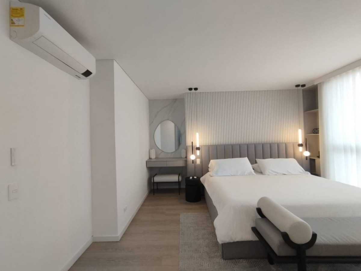 Apartamento en arriendo en Castropol, Medellín · foto 12 de 24