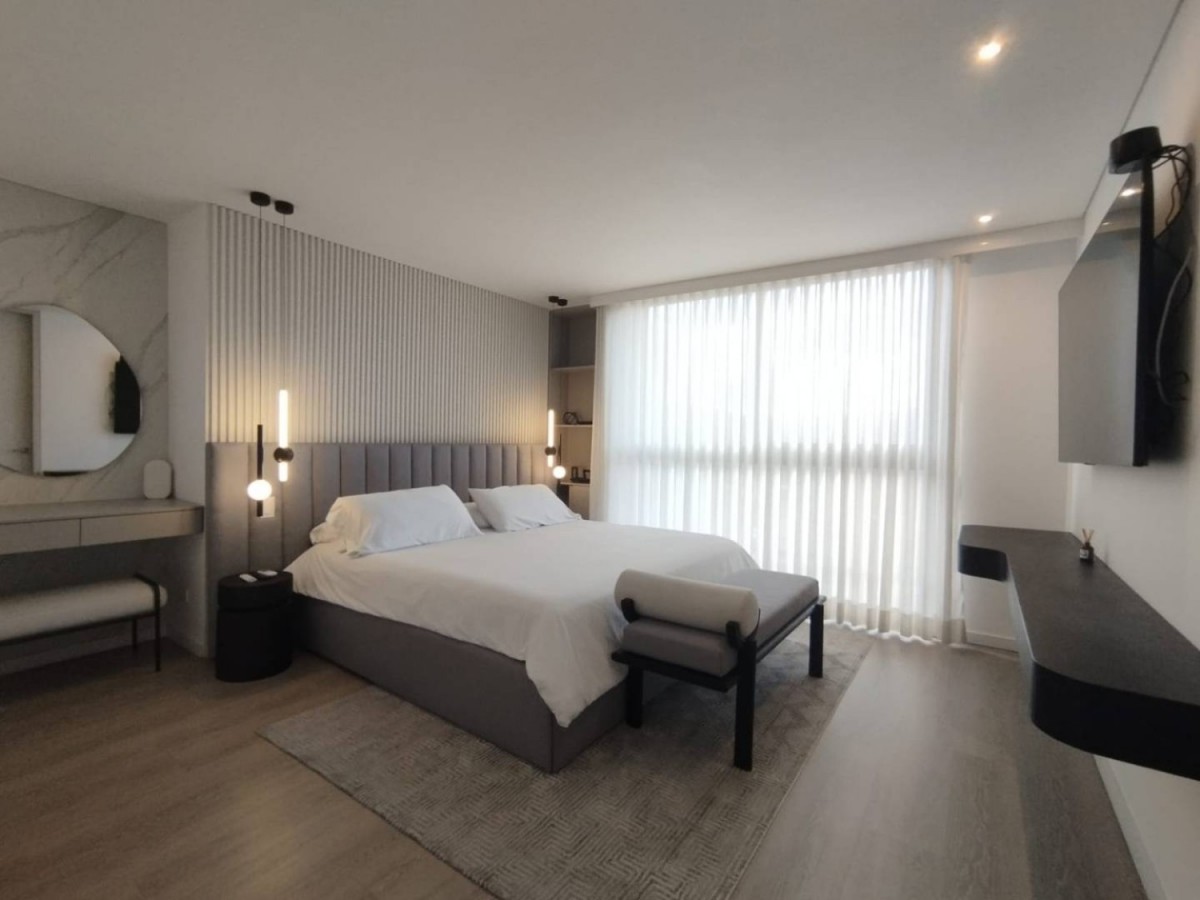 Apartamento en arriendo en Castropol, Medellín · foto 13 de 24