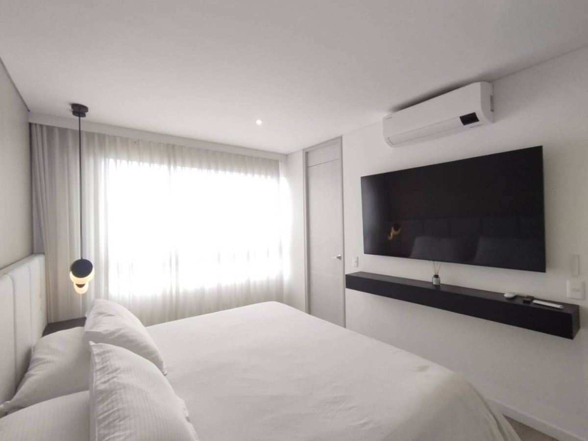 Apartamento en arriendo en Castropol, Medellín · foto 17 de 24