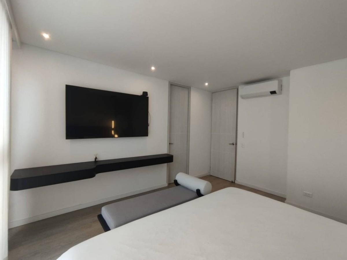 Apartamento en arriendo en Castropol, Medellín · foto 18 de 24