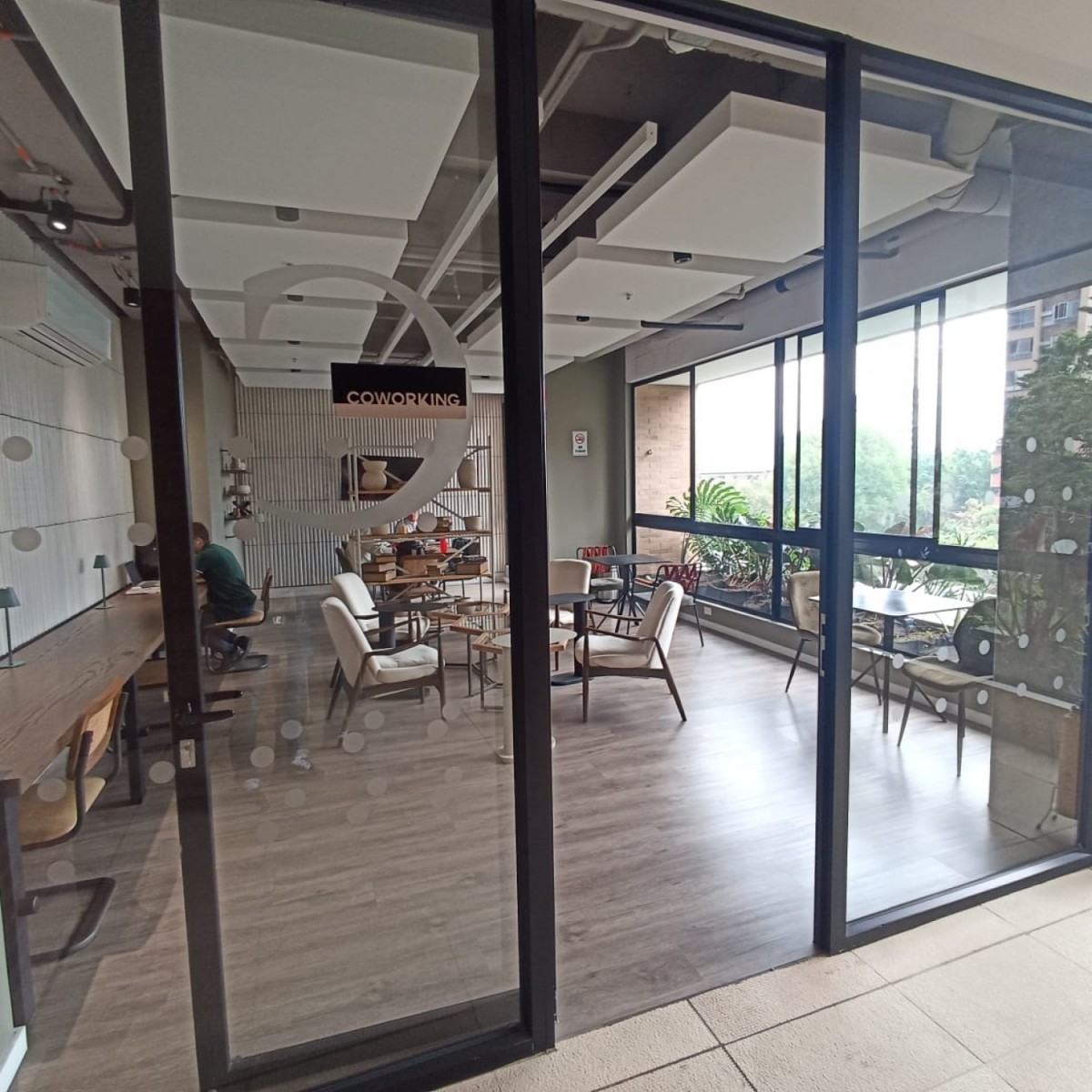 Apartamento en arriendo en Castropol, Medellín · foto 23 de 24