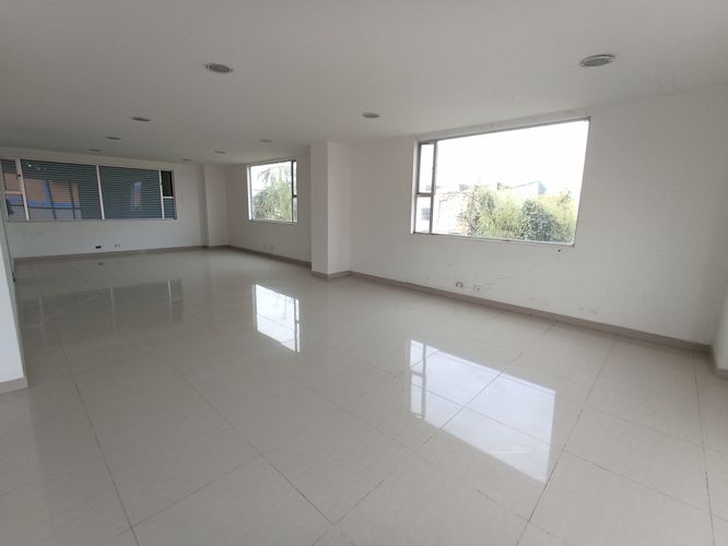 Bodega en venta en Parque Industrial Santo Domingo, Madrid, 4564 m² · foto 11 de 24