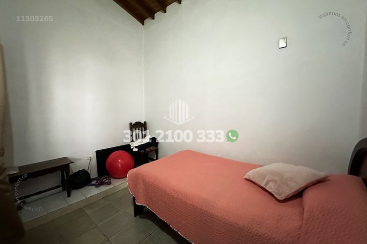 Casa de 6 alcobas en venta en El Velodromo, Medellín, 250 m² · foto 16 de 24