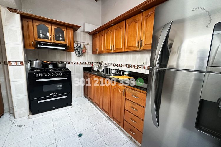 Casa de 6 alcobas en venta en El Velodromo, Medellín, 250 m² · foto 18 de 24