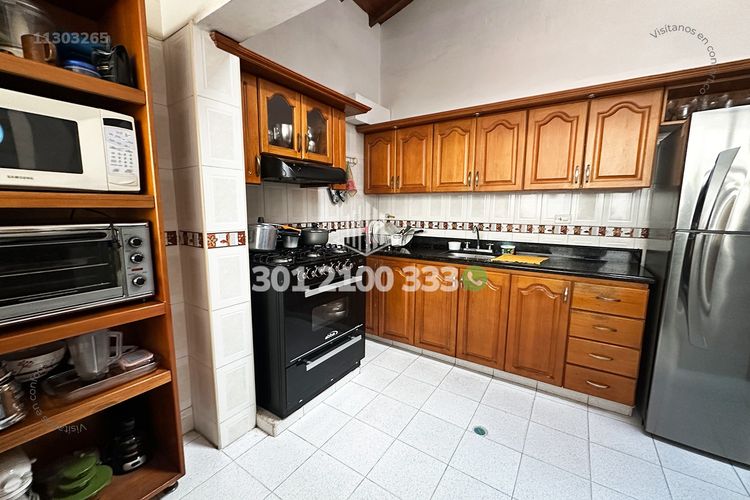 Casa de 6 alcobas en venta en El Velodromo, Medellín, 250 m² · foto 19 de 24